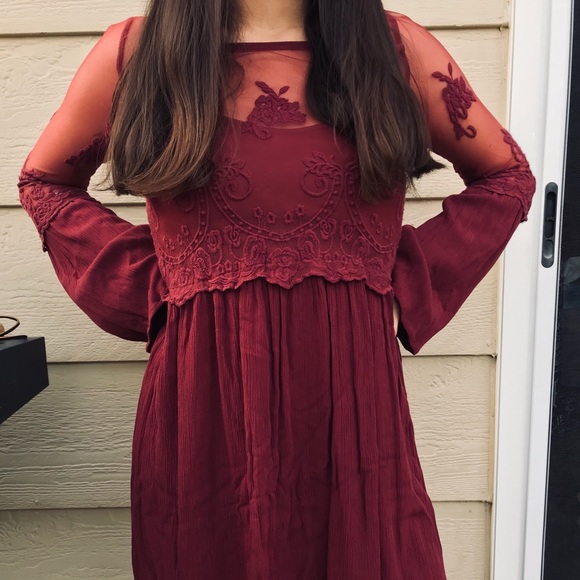 Altar'd State Dresses & Skirts - *NWOT* Maroon Lace Altar’d State dress